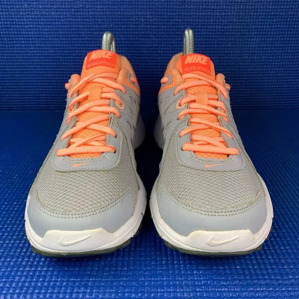 🔴 Nike Revolution 2 Womens US 7 Grey Coral Running Shoes 554900-030